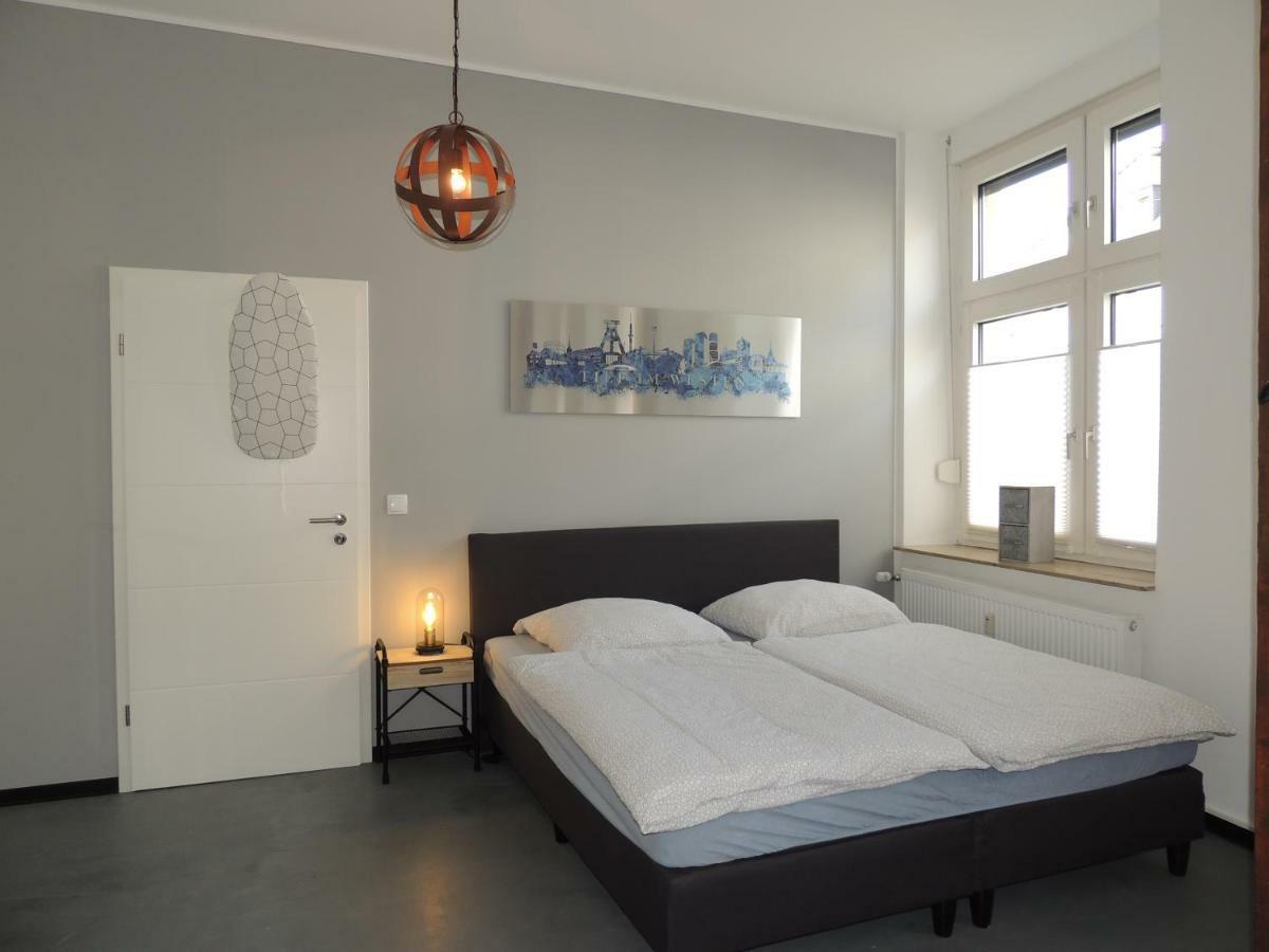 Zentrales Apartment In Gelsenkirchen Exterior foto